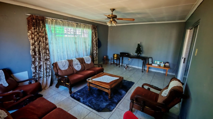 3 Bedroom Property for Sale in Heidedal Free State